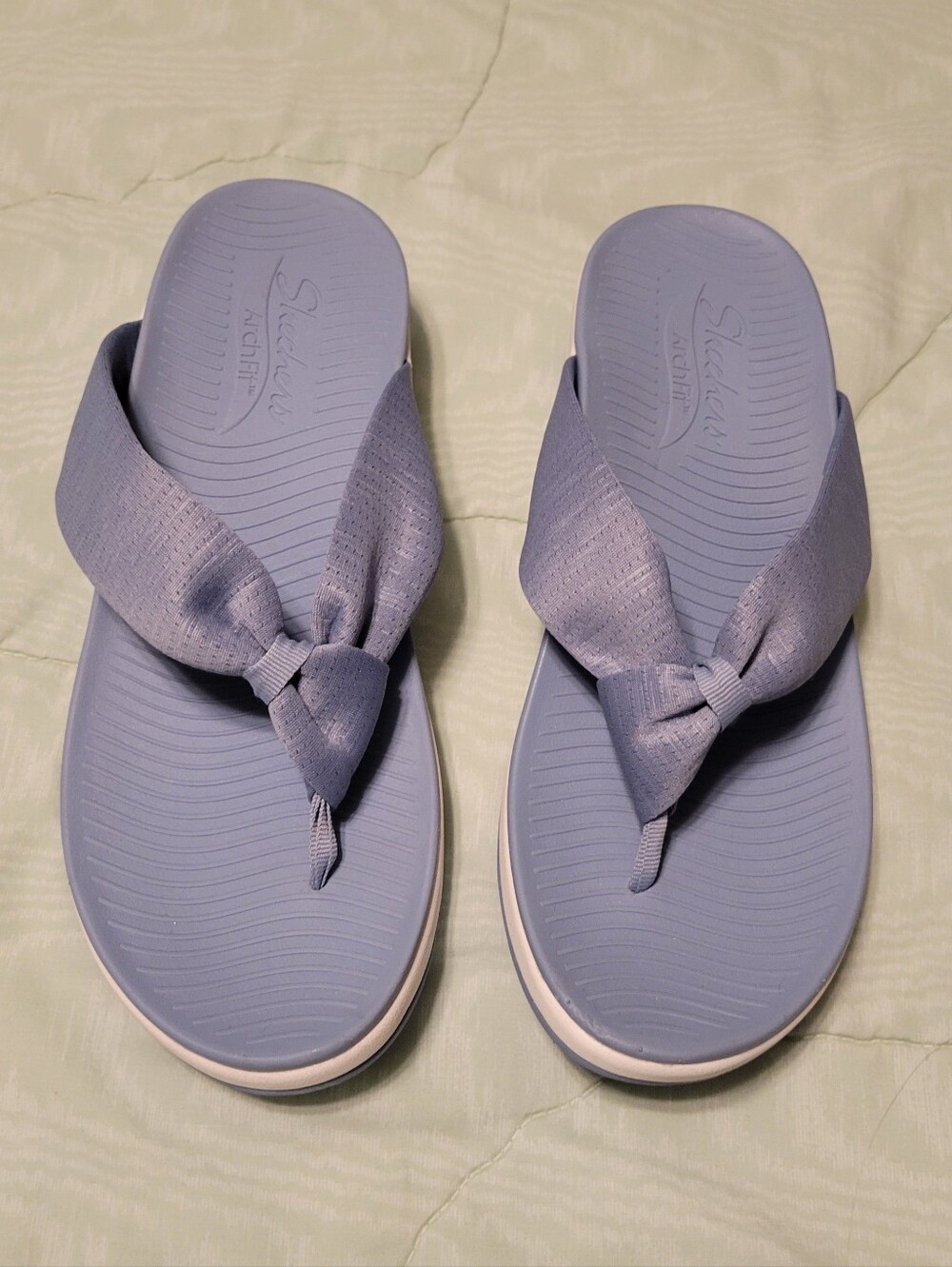 Skechers Arch Fit Women's Light Blue Knot-Top Sandals